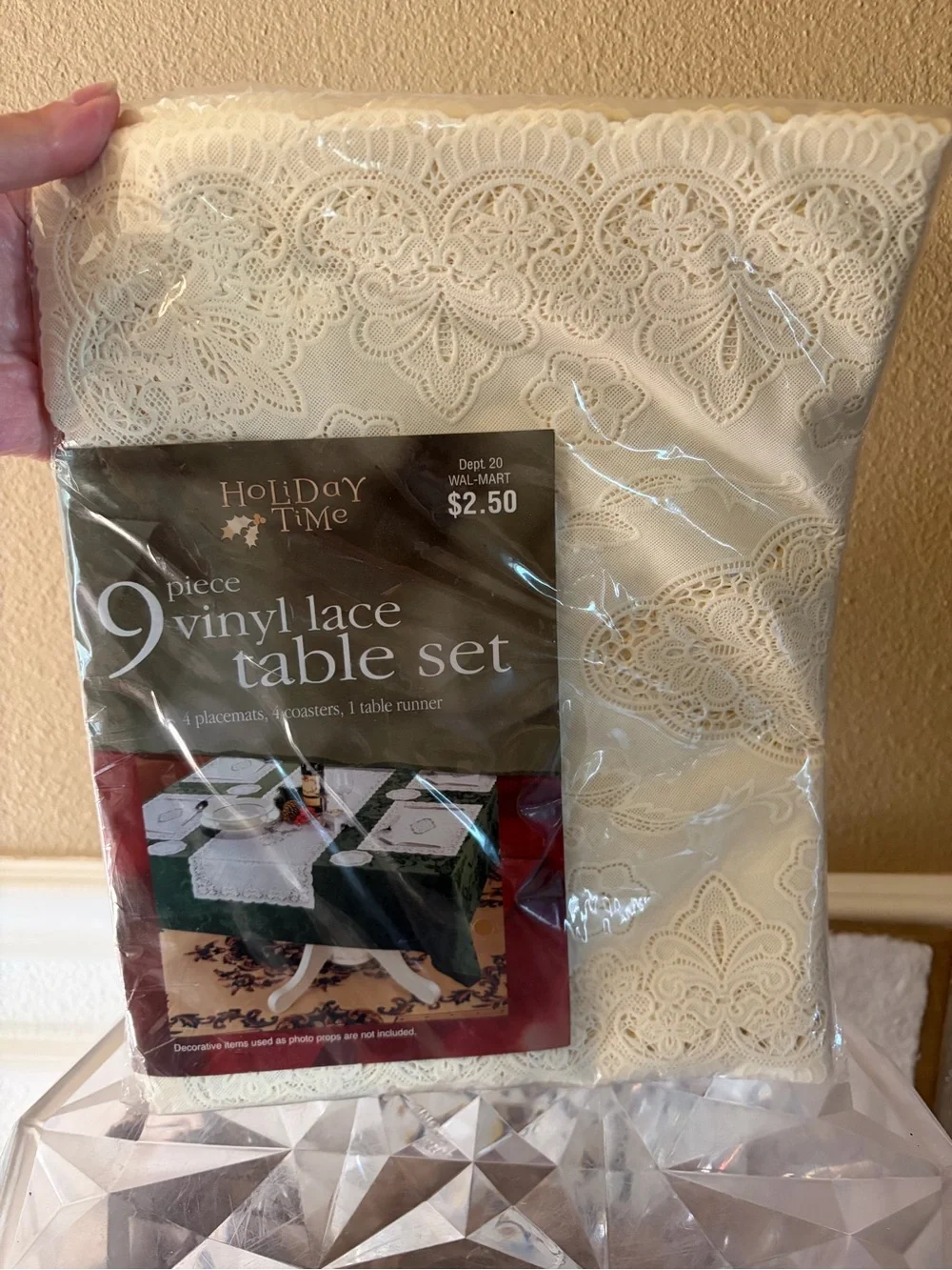 9 Piece Holiday Time Vinyl Lace Table Set New Made in Taiwan